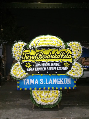 Papan Bunga Duka di Margolelo